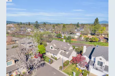 282 Del Valle Ct, Pleasanton, CA 94566 - Photo 28