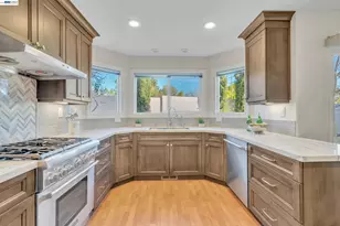 282 Del Valle Ct, Pleasanton, CA 94566 - Photo 6