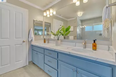 282 Del Valle Ct, Pleasanton, CA 94566 - Photo 22