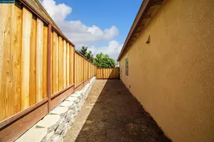 5608 Ashbourne Way, Antioch, CA 94531 - Photo 32