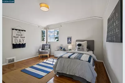 5700 Chelton, Oakland, CA 94611 - Photo 18