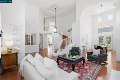 2151 Sky View Ct, Moraga, CA 94556 - Photo 4