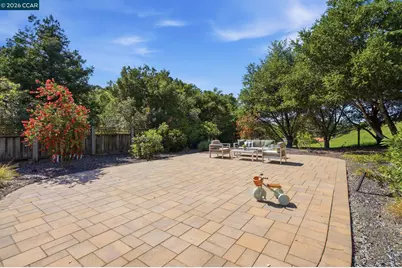 2151 Sky View Ct, Moraga, CA 94556 - Photo 38