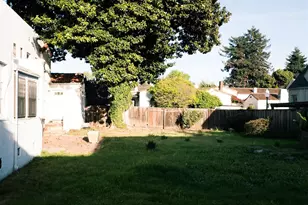 5685 Carberry Ave, Oakland, CA 94609 - Photo 6