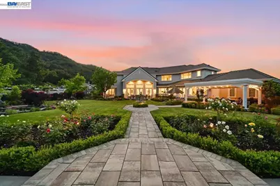 8509 Lupine Ct, Pleasanton, CA 94588 - Photo 2