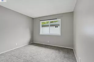 8185 Arroyo Dr, Pleasanton, CA 94588 - Photo 12