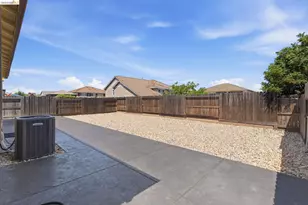4050 Kenwood Cir, Oakley, CA 94561 - Photo 34