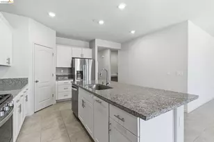 4050 Kenwood Cir, Oakley, CA 94561 - Photo 16