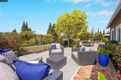 1518 Colchester St, Danville, CA 94506 - Photo 42