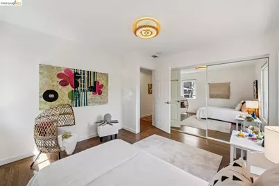 7406 Circle Hill Dr, Oakland, CA 94605 - Photo 16