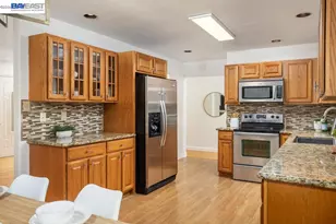 924 Lambaren Ave, Livermore, CA 94551 - Photo 12