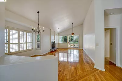 2819 Cherry Hills Dr, Discovery Bay, CA 94505 - Photo 4