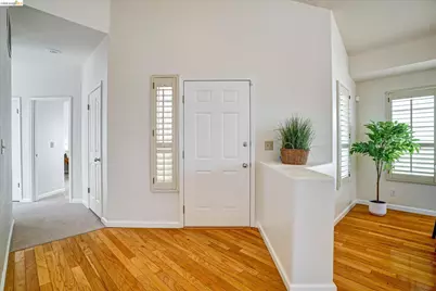 2819 Cherry Hills Dr, Discovery Bay, CA 94505 - Photo 10