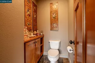 2531 Poppy Dr, Lodi, CA 95242 - Photo 32