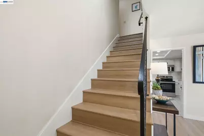 27966 El Portal Dr, Hayward, CA 94542 - Photo 40