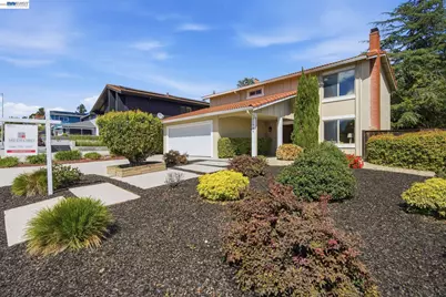 27966 El Portal Dr, Hayward, CA 94542 - Photo 4