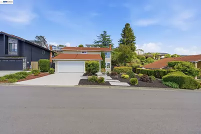 27966 El Portal Dr, Hayward, CA 94542 - Photo 2