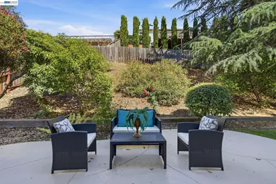 27966 El Portal Dr, Hayward, CA 94542 - Photo 42