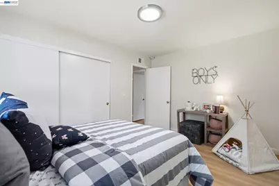 27966 El Portal Dr, Hayward, CA 94542 - Photo 32