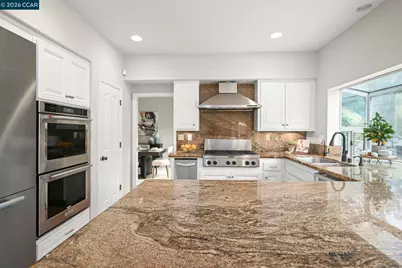 135 Crestridge Dr, Danville, CA 94506 - Photo 16