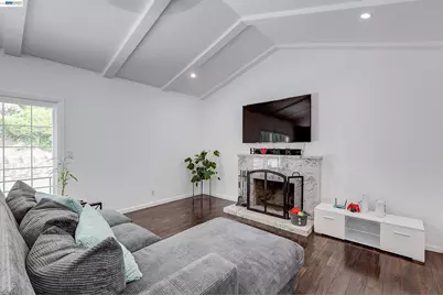 5800 Cold Water Dr, Castro Valley, CA 94552 - Photo 10