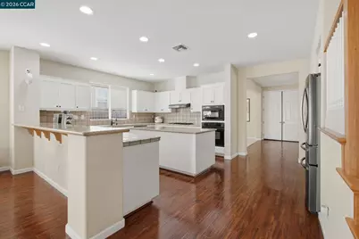 6809 New Melones Cir, Discovery Bay, CA 94505 - Photo 12