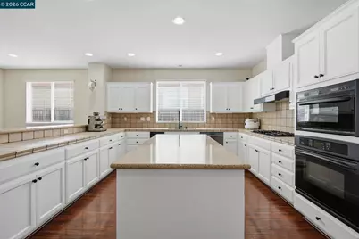 6809 New Melones Cir, Discovery Bay, CA 94505 - Photo 14