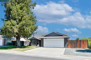 18902 Arrowhead Dr, Lockeford, CA 95237 - Photo 4
