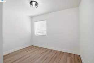 114 C St, Tracy, CA 95376 - Photo 16