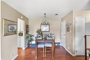 1494 Del Rio Cir, Concord, CA 94518 - Photo 6