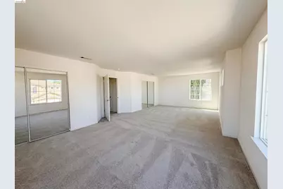 1257 Brooktrail Dr, Pittsburg, CA 94565 - Photo 4