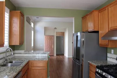 1740 Kent Dr, Brentwood, CA 94513 - Photo 2