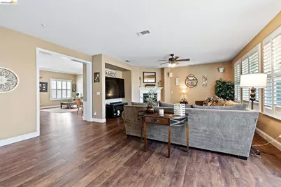 2705 Hawthorn Place, Brentwood, CA 94513 - Photo 32