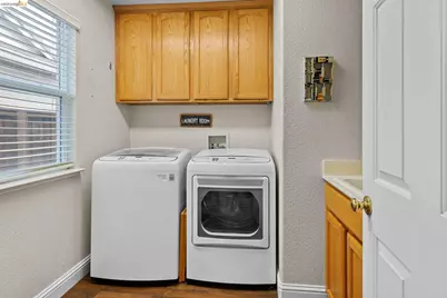 2705 Hawthorn Place, Brentwood, CA 94513 - Photo 50