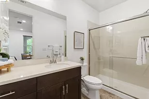475 Mitchell Ave, Alameda, CA 94501 - Photo 8