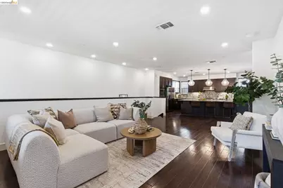 475 Mitchell Avenue, Alameda, CA 94501 - Photo 12