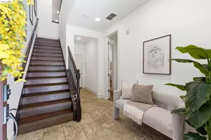 475 Mitchell Ave, Alameda, CA 94501 - Photo 4