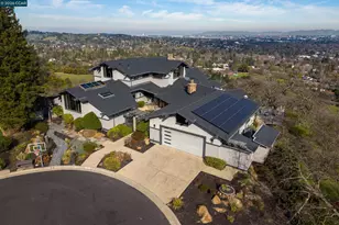 3284 Surmont Dr, Lafayette, CA 94549 - Photo 2