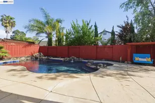 5689 Mollie Cir, Livermore, CA 94551 - Photo 42