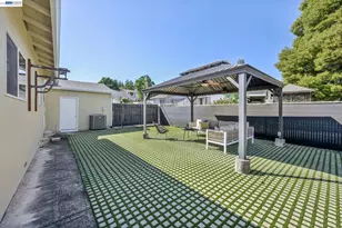 21132 Tyee Ct, Castro Valley, CA 94546 - Photo 40
