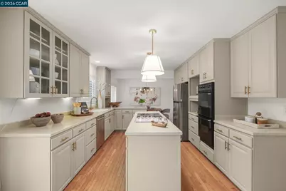 425 Roanoke Dr, Martinez, CA 94553 - Photo 4