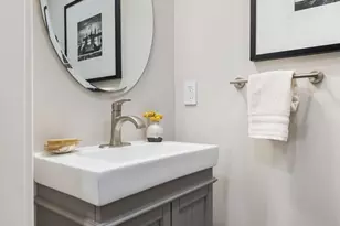 835 Grosvenor Pl, Oakland, CA 94610 - Photo 14