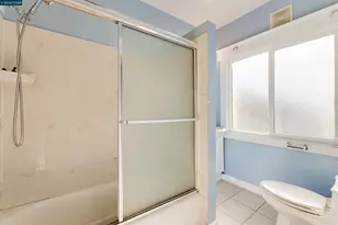 5315 Cole St, Oakland, CA 94601 - Photo 10