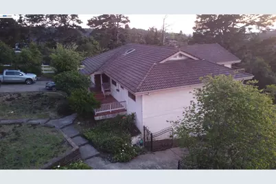 6727 Sunnyslope Ave, Castro Valley, CA 94552 - Photo 46