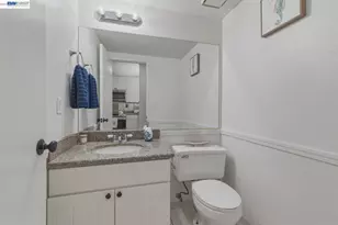 20153 Forest Ave, Castro Valley, CA 94546 - Photo 16