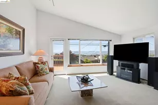 2205 Scenic St, El Cerrito, CA 94530 - Photo 4