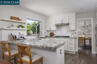 1121 Vista Point Ln, Concord, CA 94521 - Photo 14