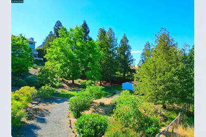 1121 Vista Point Ln, Concord, CA 94521 - Photo 40