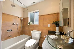 683 Mandana Blvd, Oakland, CA 94610 - Photo 52
