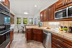 4473 Hillsborough Dr, Castro Valley, CA 94546 - Photo 18